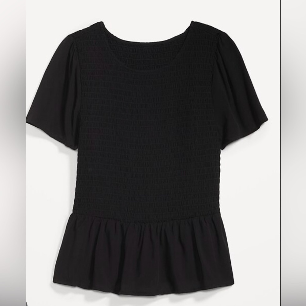 Women’s NWT Flutter-Sleeve Smocked Peplum Blouse